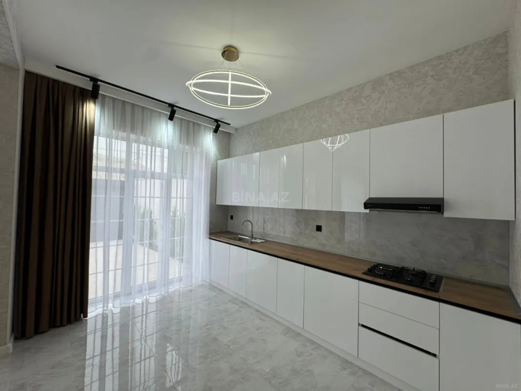 Satılır 4 otaqlı həyət evi 150 m²