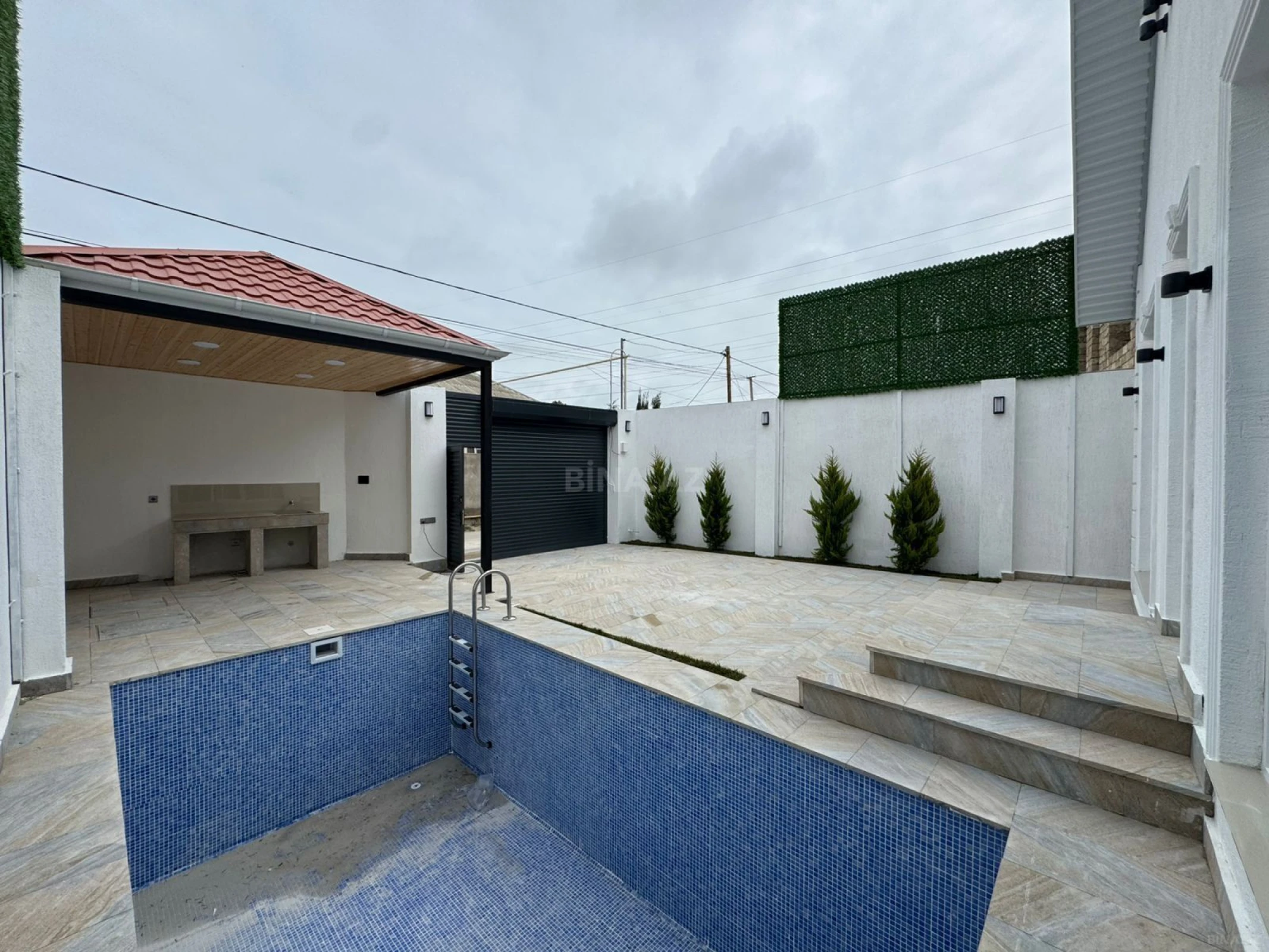 Satılır 4 otaqlı həyət evi 150 m²