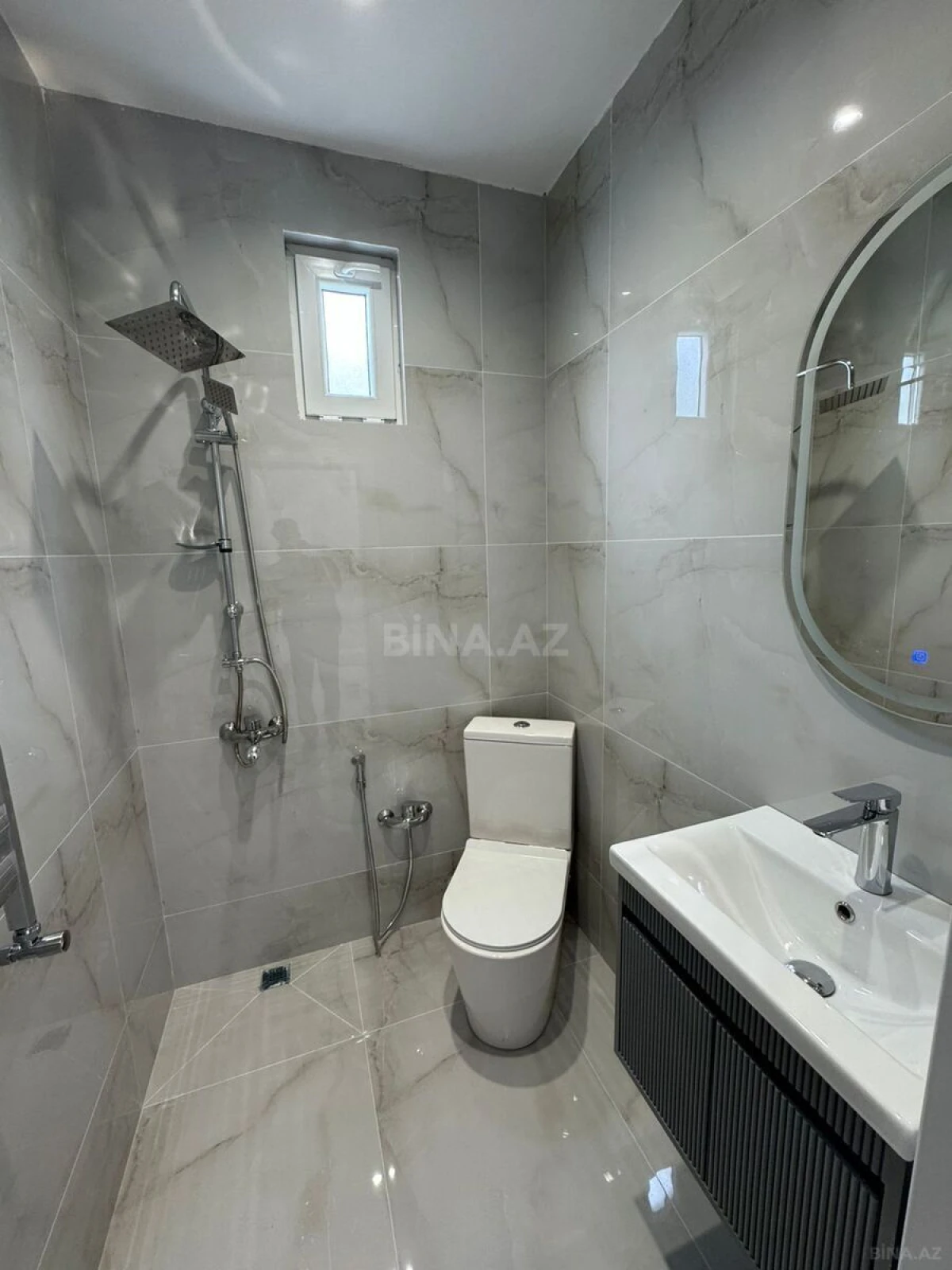 Satılır 4 otaqlı həyət evi 150 m²