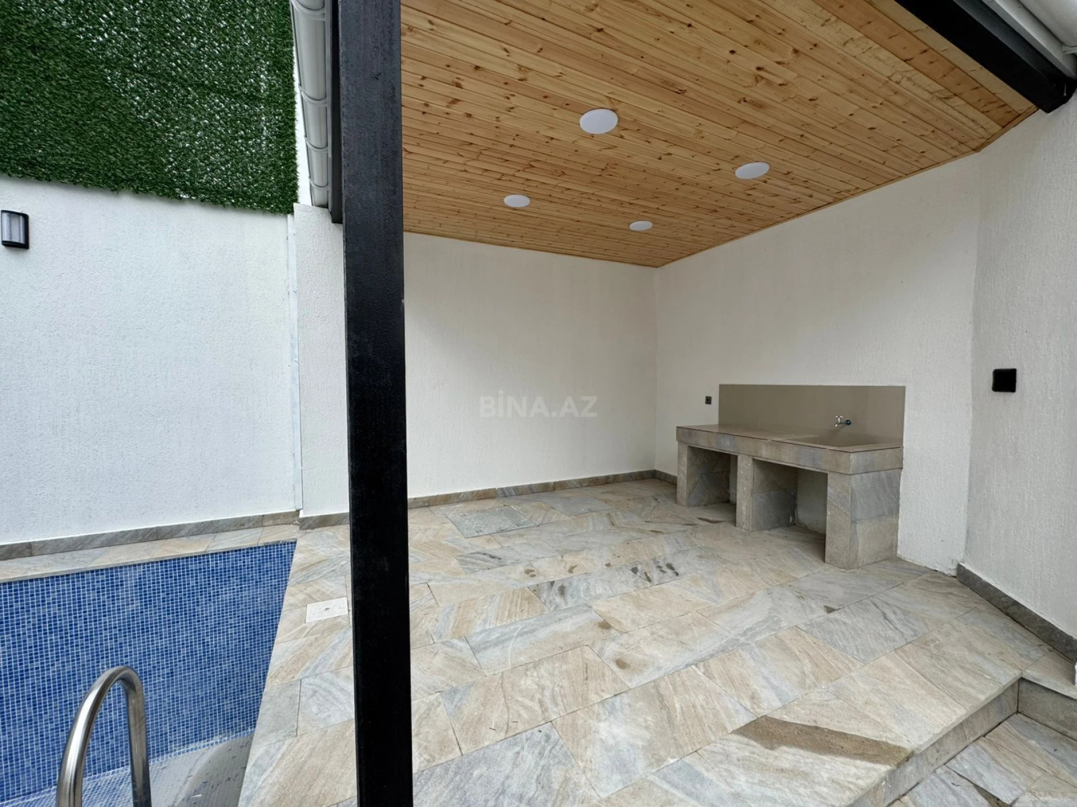 Satılır 4 otaqlı həyət evi 150 m²