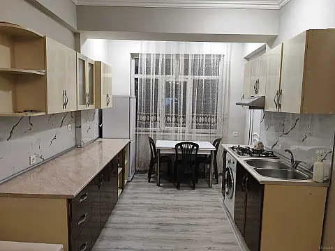 Kirayə verilir 3 otaqlı mənzil 81.3 m²