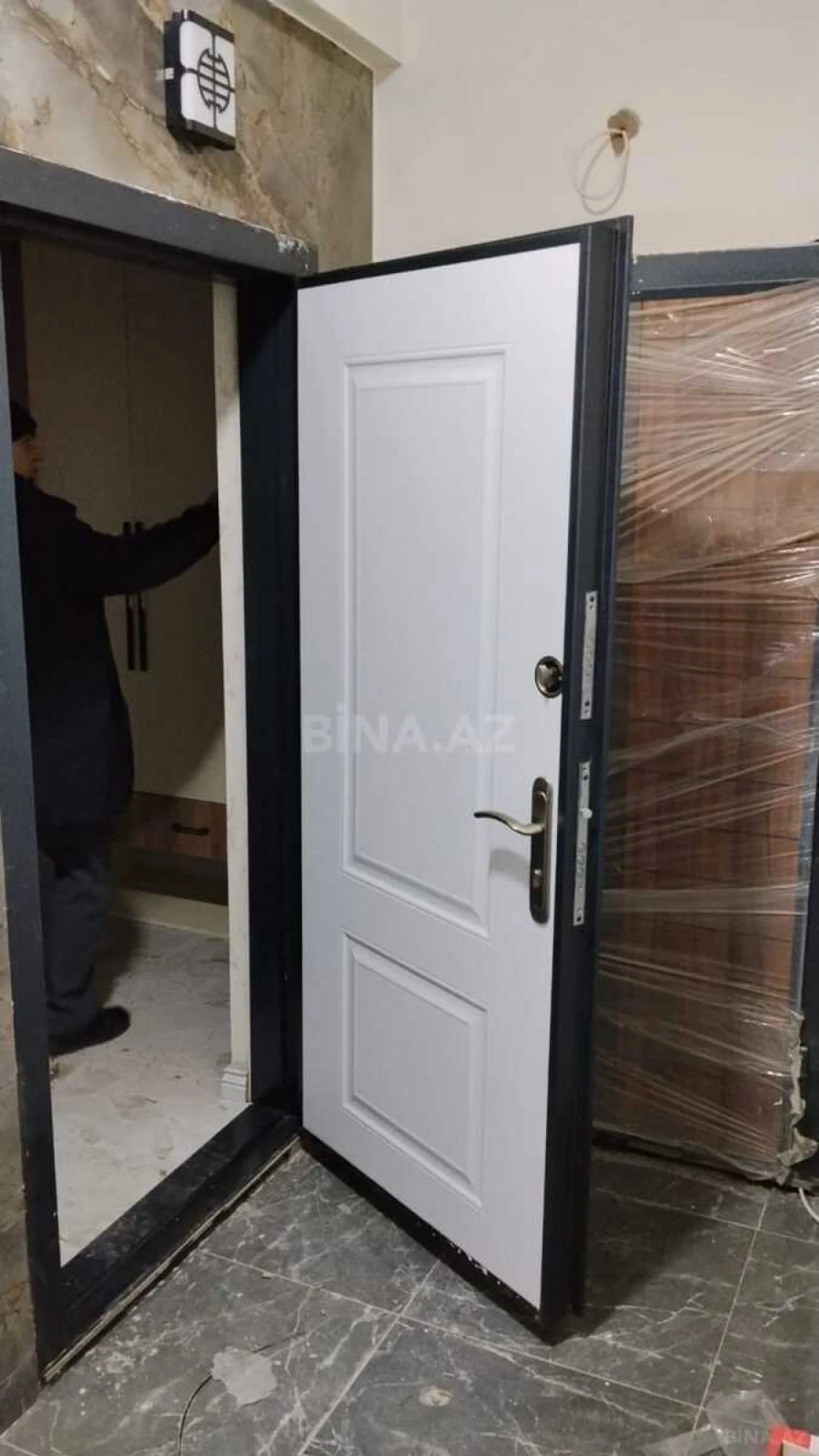 Satılır 2 otaqlı mənzil 70 m²