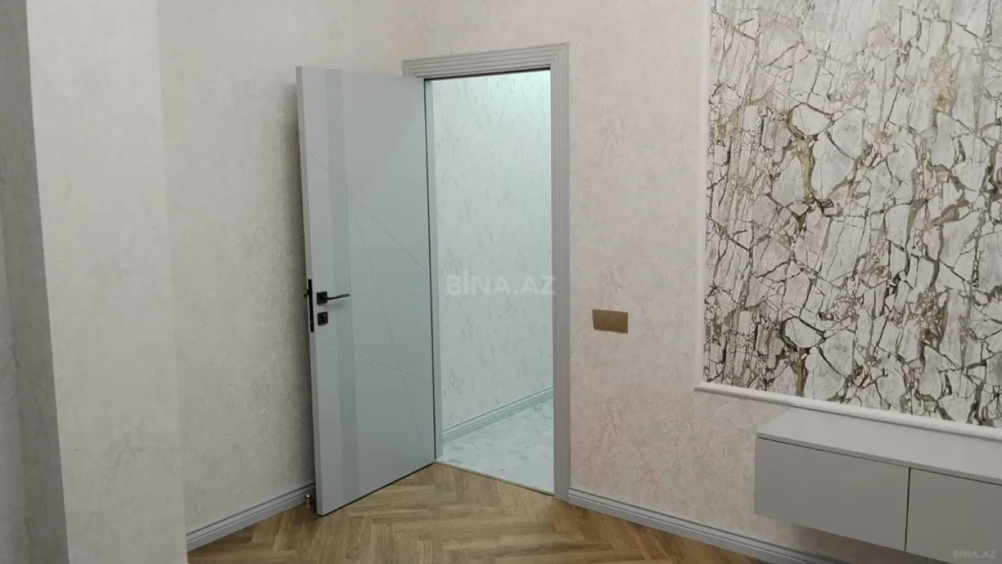 Satılır 2 otaqlı mənzil 70 m²