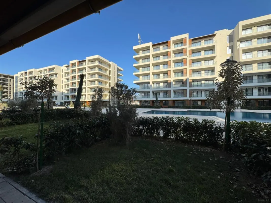 Satılır 1 otaqlı mənzil 57 m²