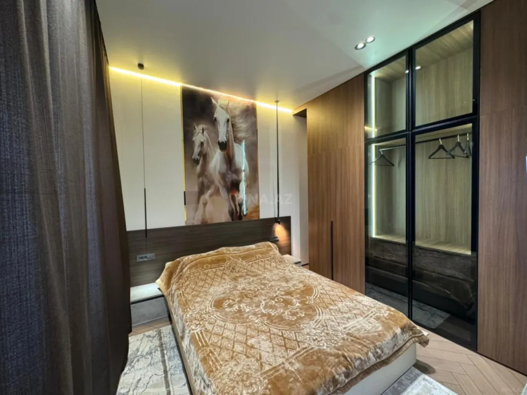 Satılır 1 otaqlı mənzil 57 m²