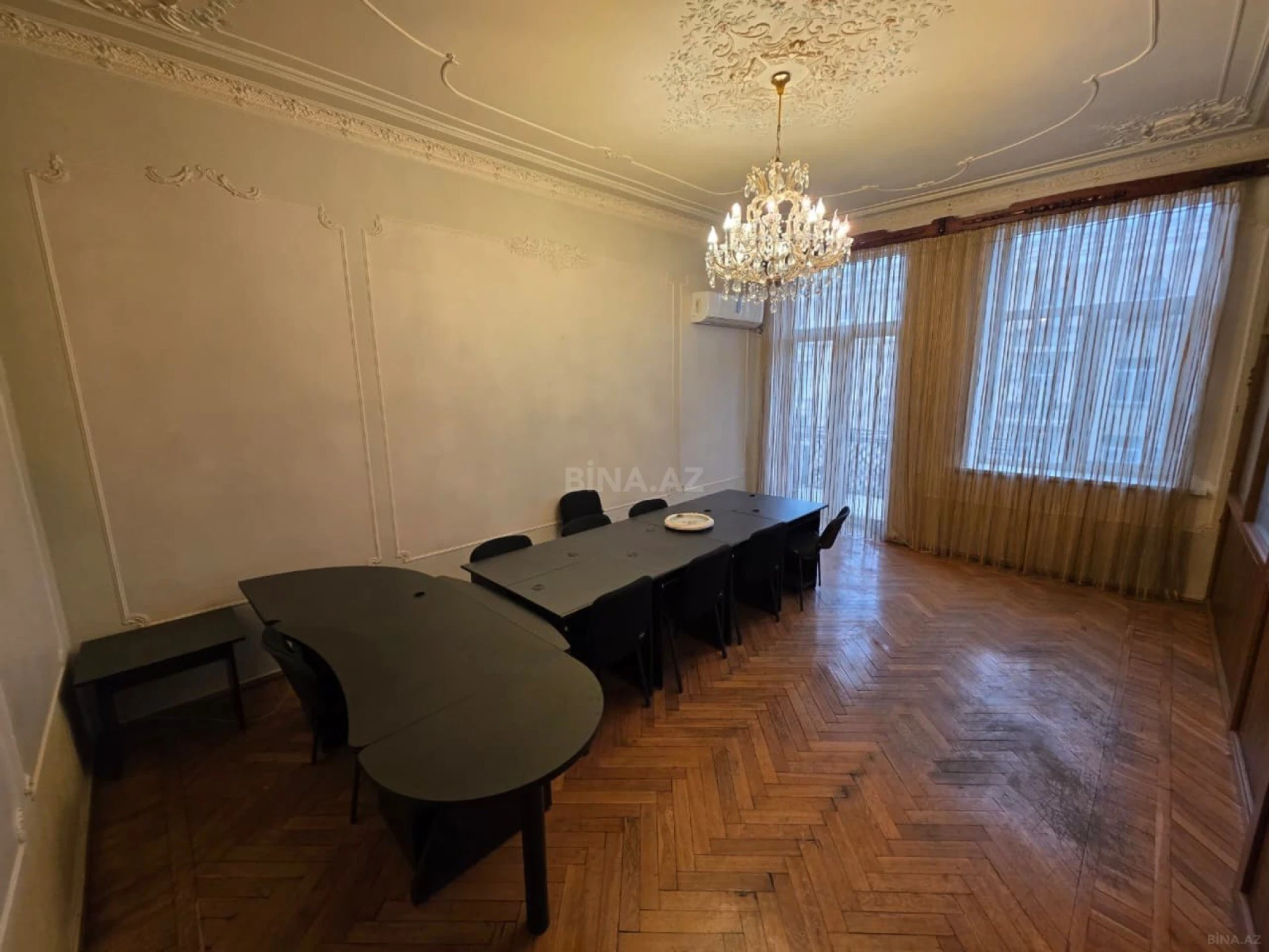 Kirayə verilir obyekt 110 m²