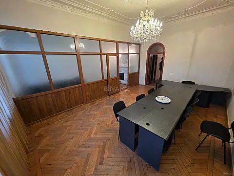 Kirayə verilir obyekt 110 m²