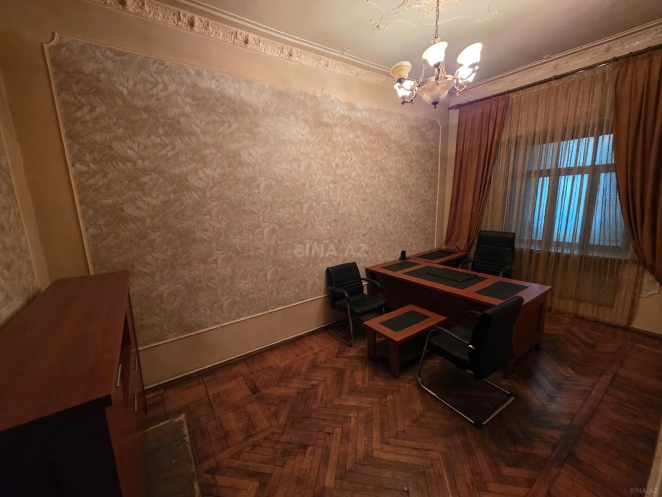 Kirayə verilir obyekt 110 m²