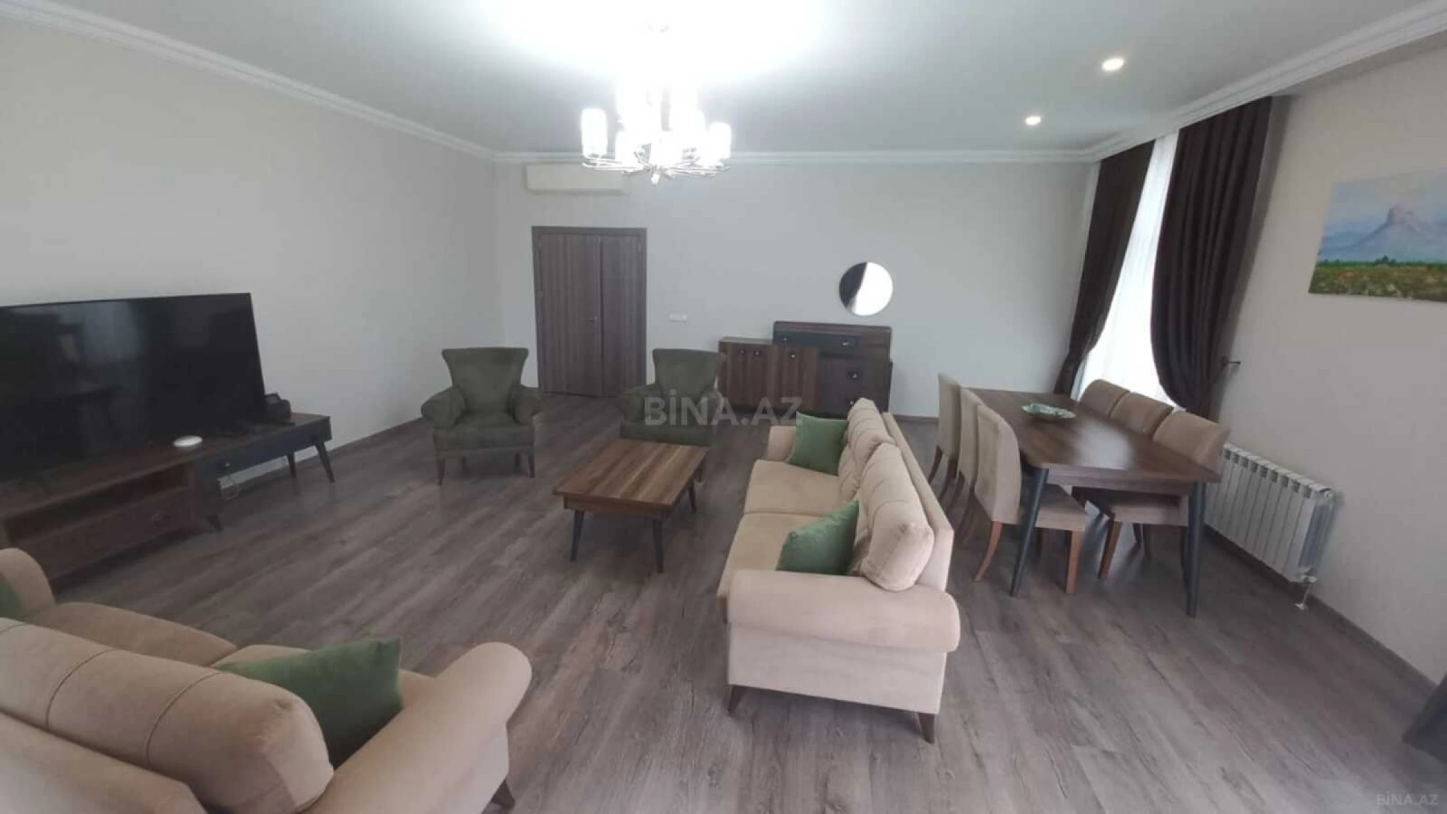 Kirayə verilir 4 otaqlı mənzil 190 m²