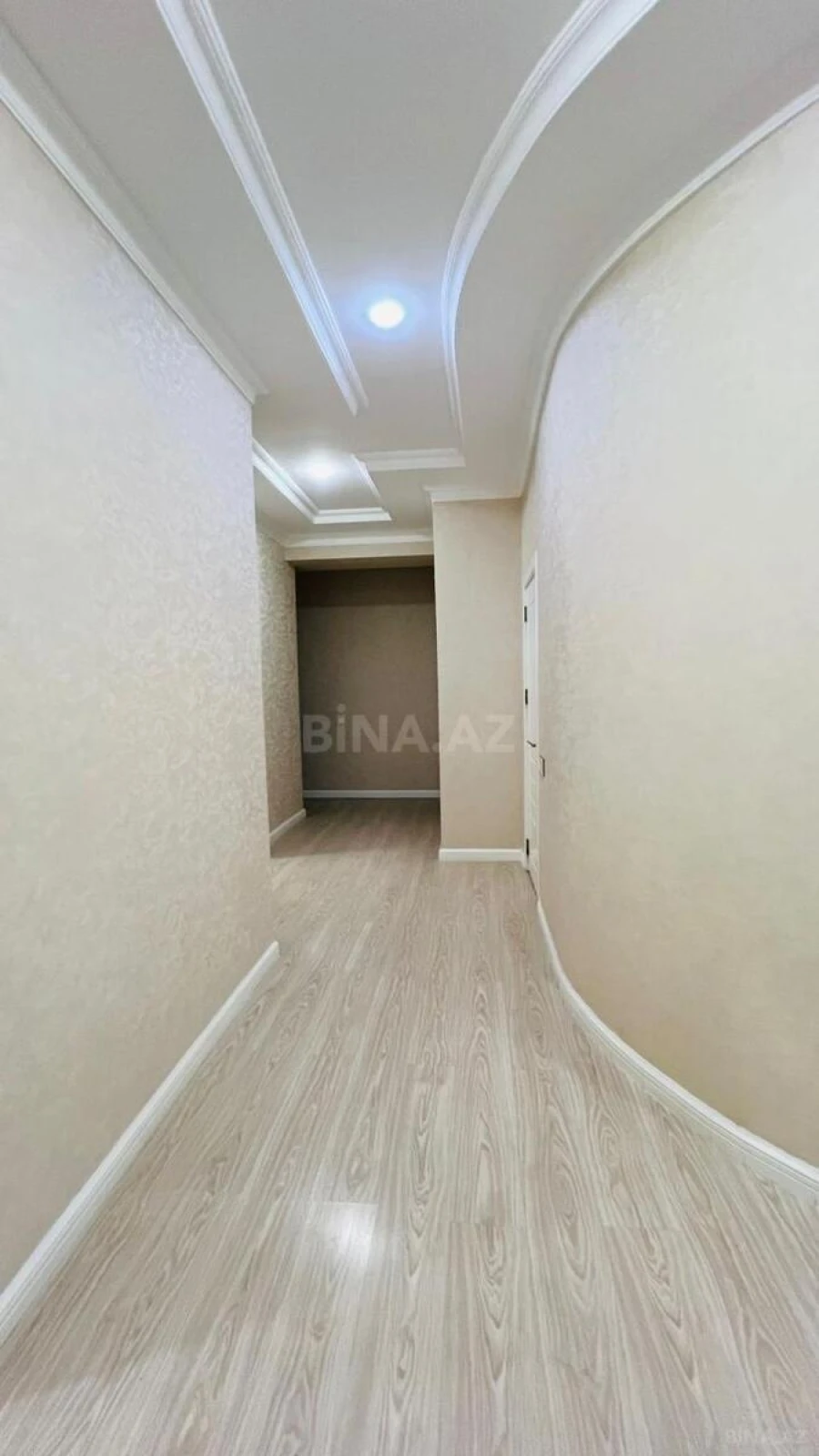 Kirayə verilir 3 otaqlı mənzil 125 m²