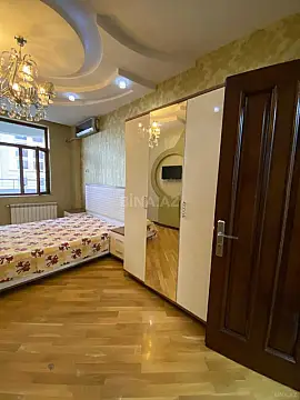 Kirayə verilir 4 otaqlı mənzil 110 m²