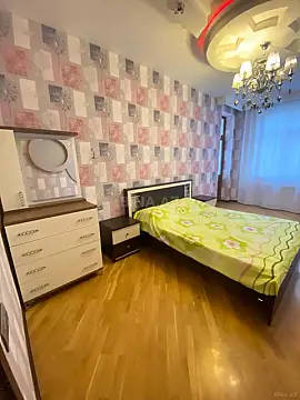 Kirayə verilir 4 otaqlı mənzil 110 m²