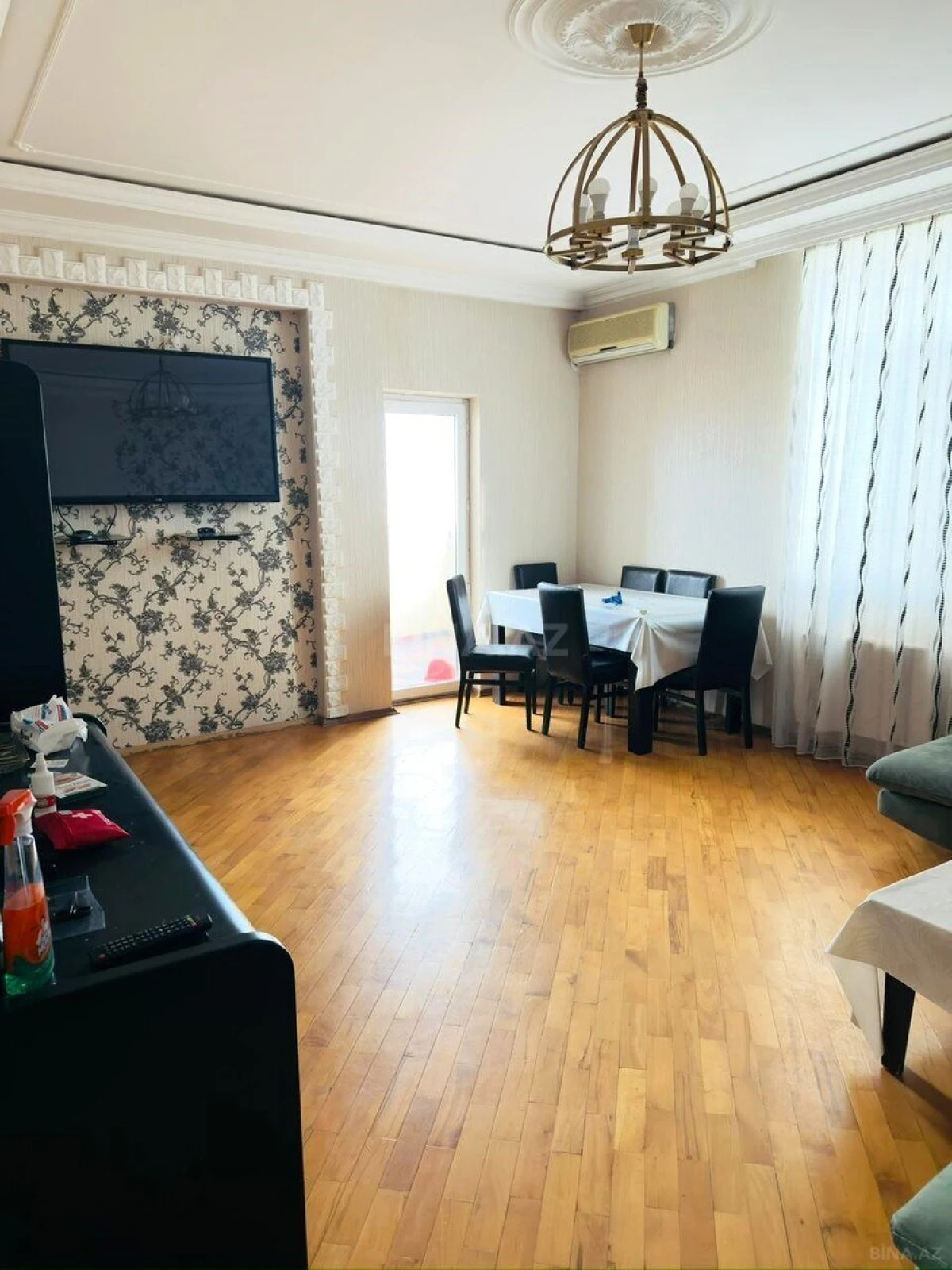 Satılır 3 otaqlı mənzil 140 m²