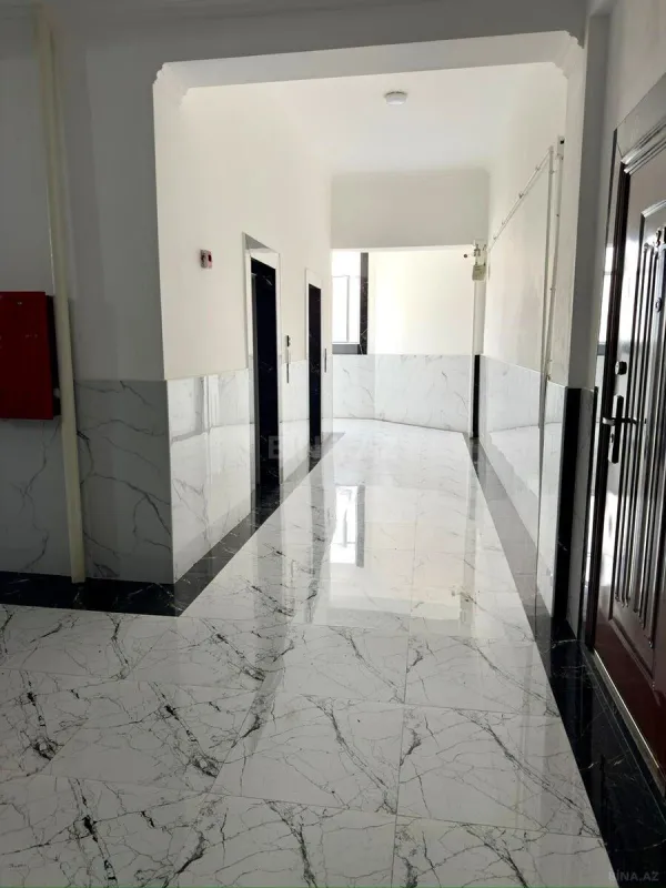 Satılır 3 otaqlı mənzil 140 m²