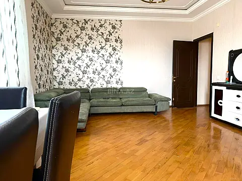 Satılır 3 otaqlı mənzil 140 m²