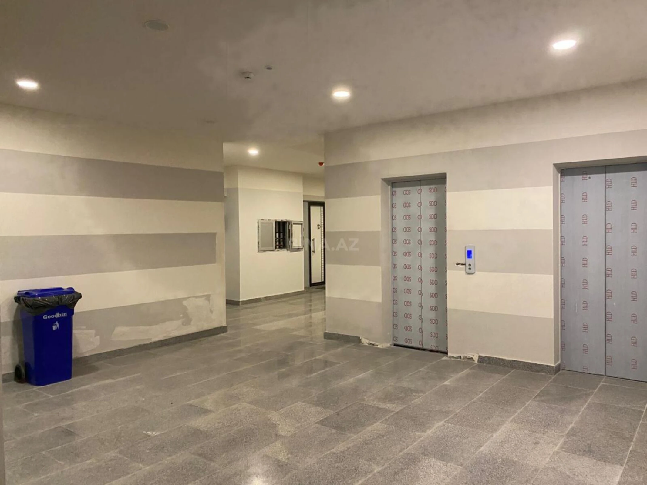 Kirayə verilir 2 otaqlı mənzil 100 m²