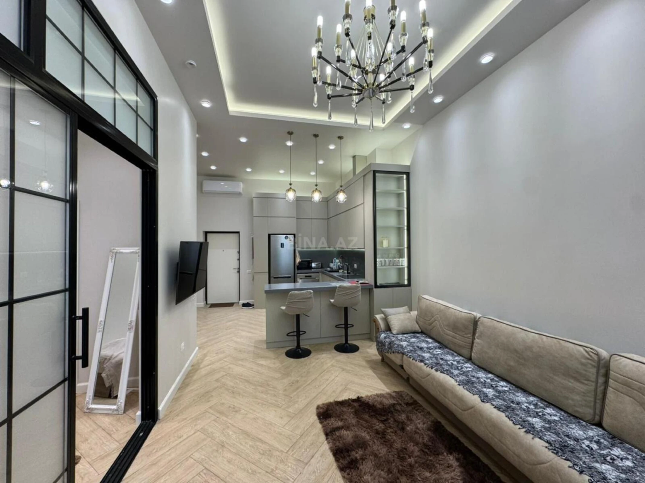 Satılır 2 otaqlı mənzil 72 m²