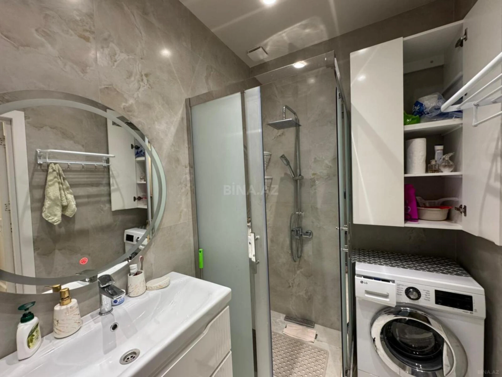 Satılır 2 otaqlı mənzil 72 m²