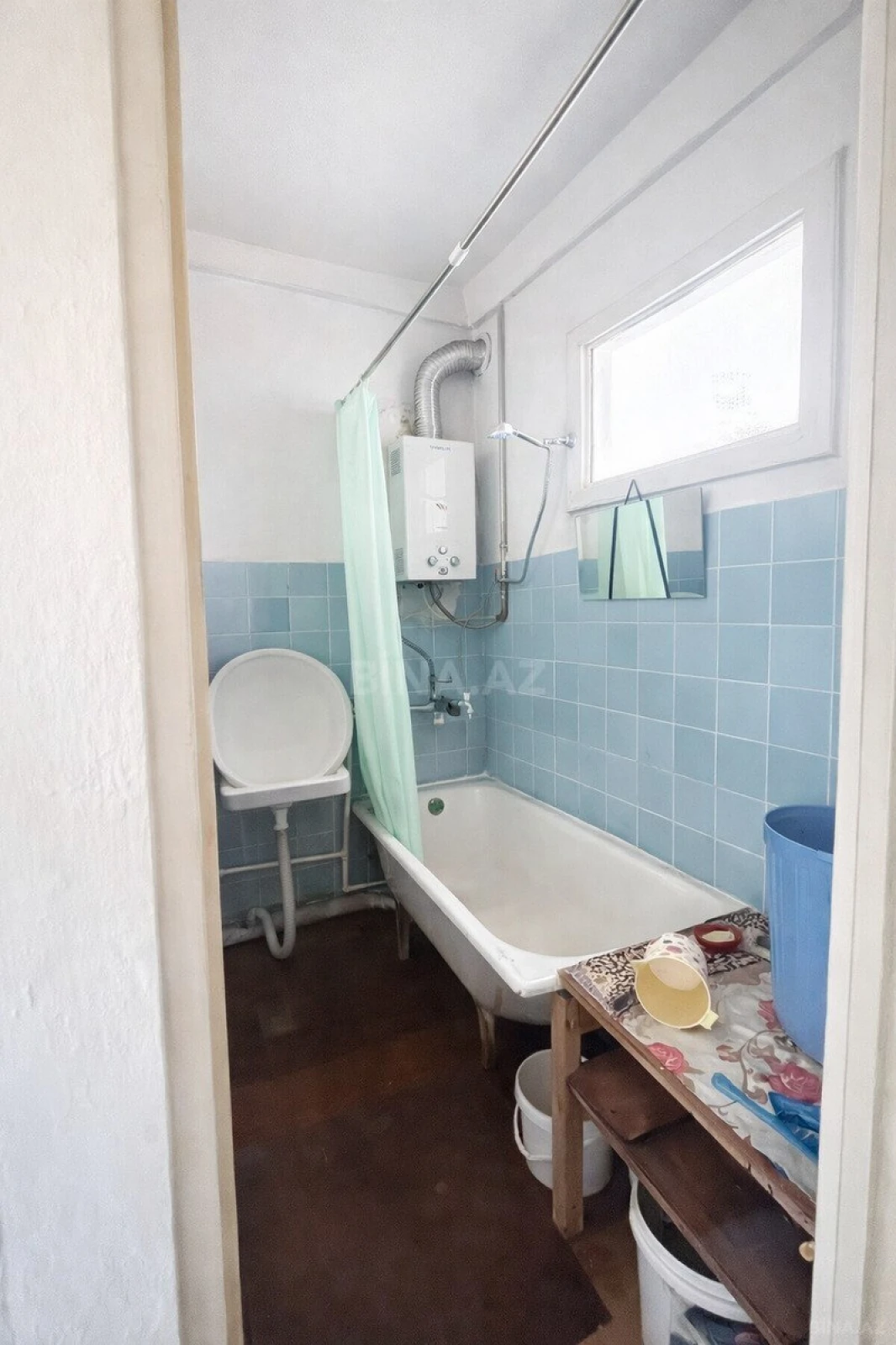 Satılır 4 otaqlı mənzil 100 m²