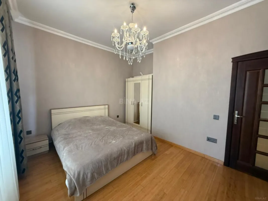 Kirayə verilir 2 otaqlı mənzil 75 m²