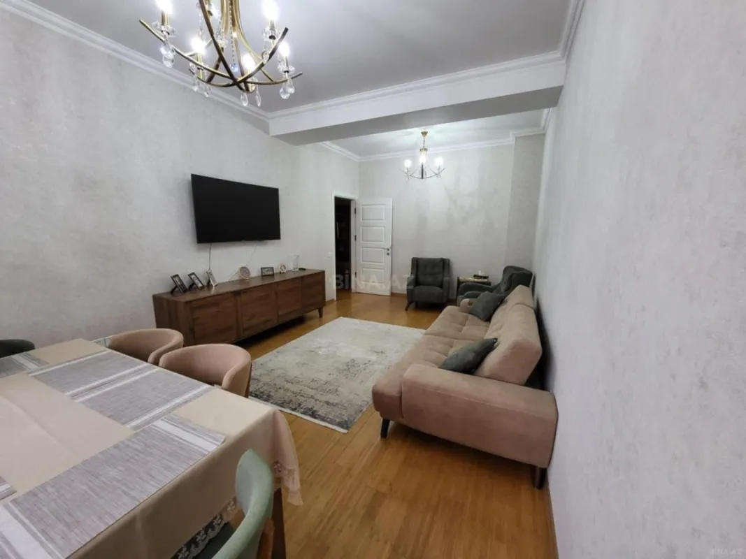 Satılır 3 otaqlı mənzil 95 m²