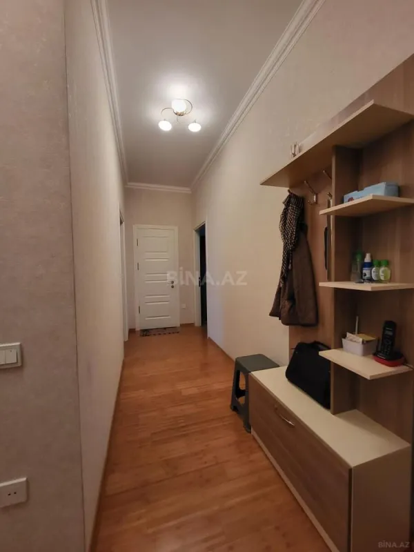 Satılır 3 otaqlı mənzil 95 m²