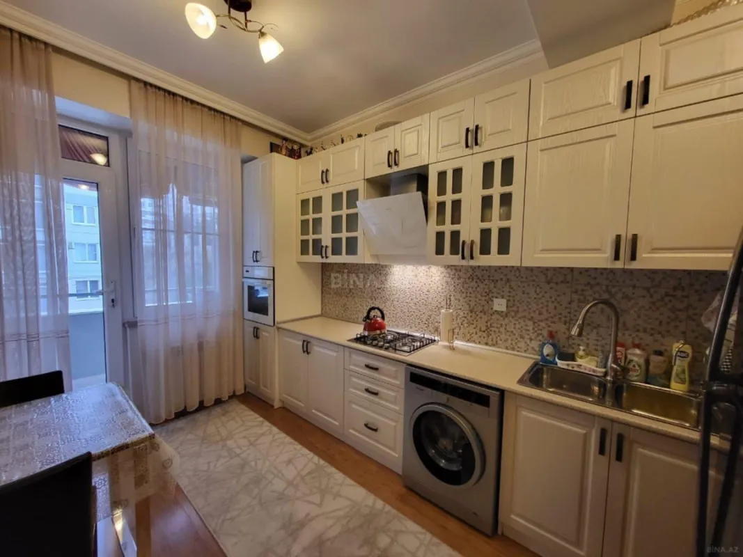 Satılır 3 otaqlı mənzil 95 m²