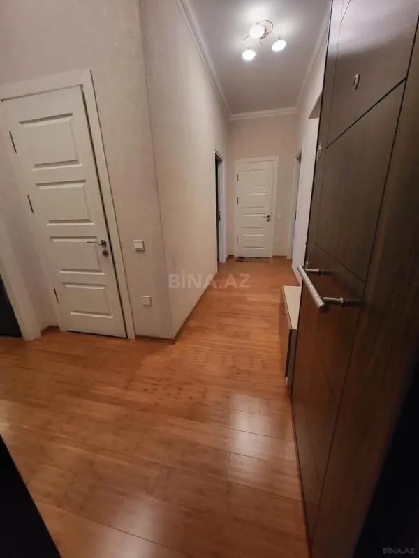 Satılır 3 otaqlı mənzil 95 m²