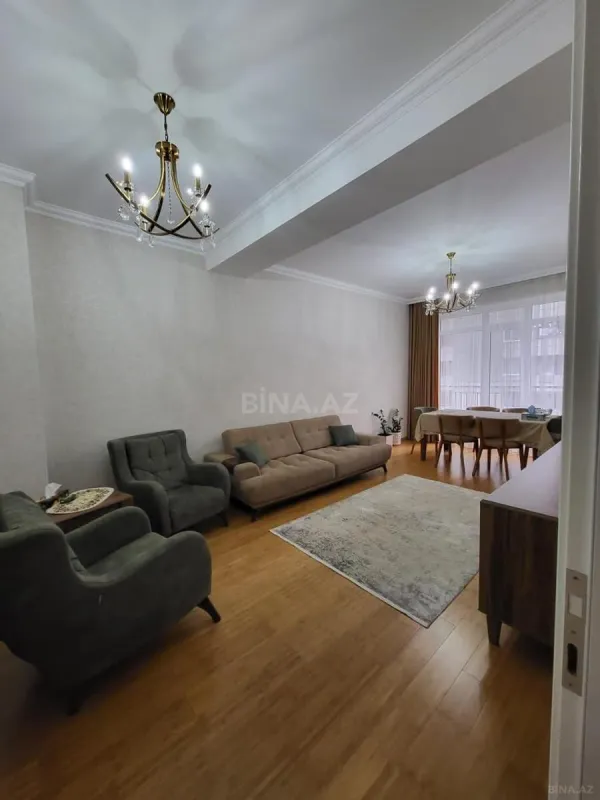 Satılır 3 otaqlı mənzil 95 m²