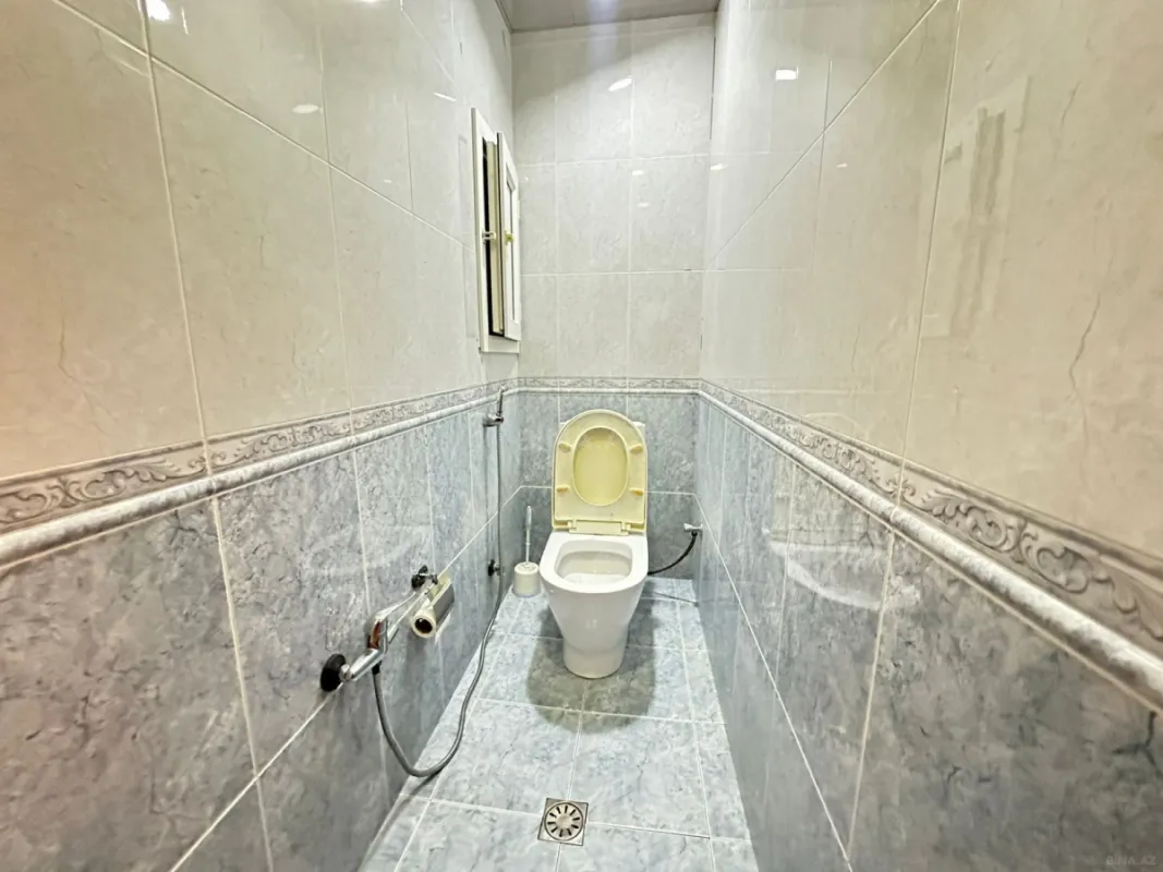 Satılır 4 otaqlı mənzil 120 m²