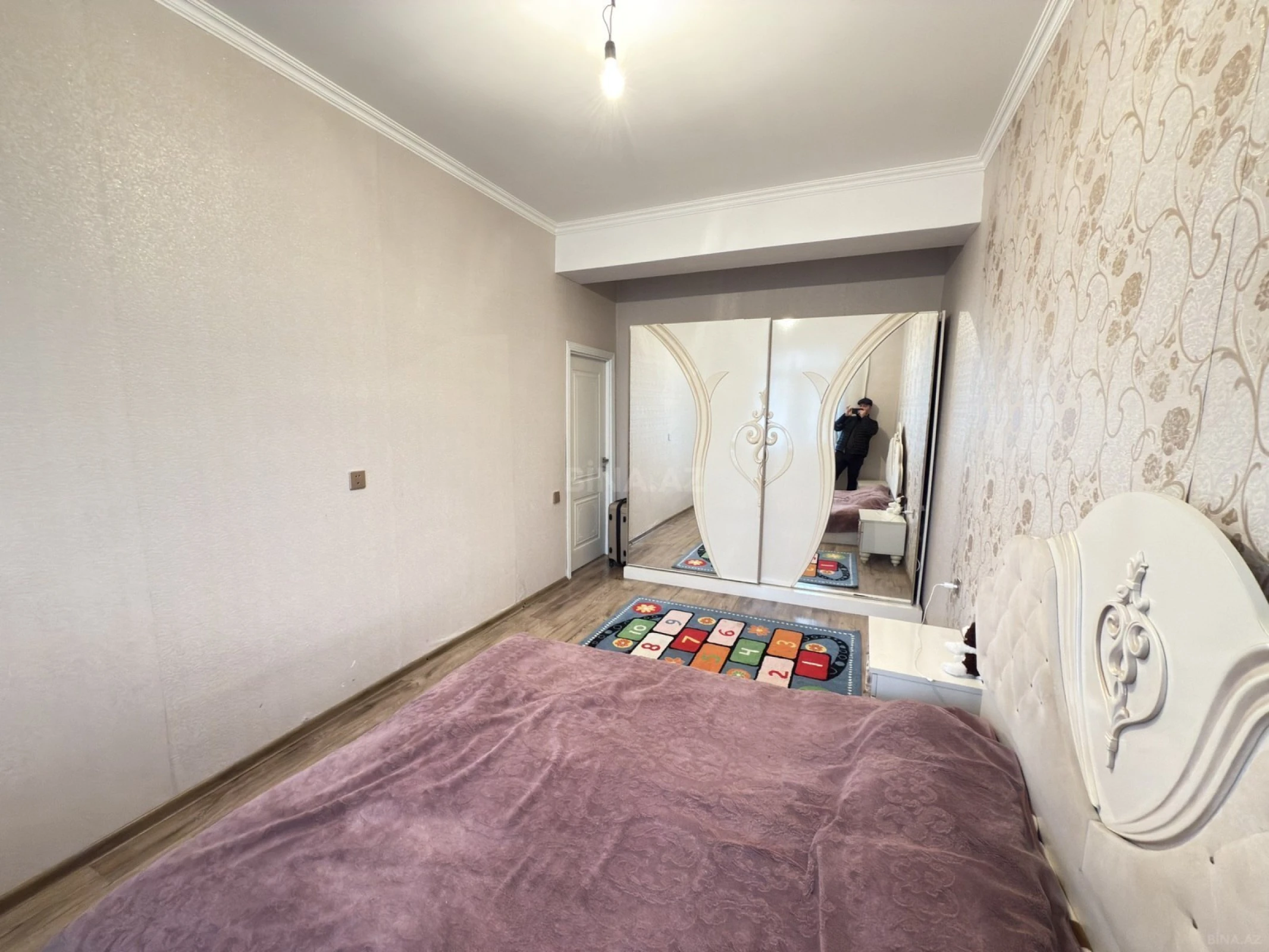 Satılır 2 otaqlı mənzil 60 m²