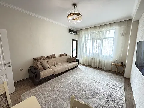 Satılır 2 otaqlı mənzil 60 m²
