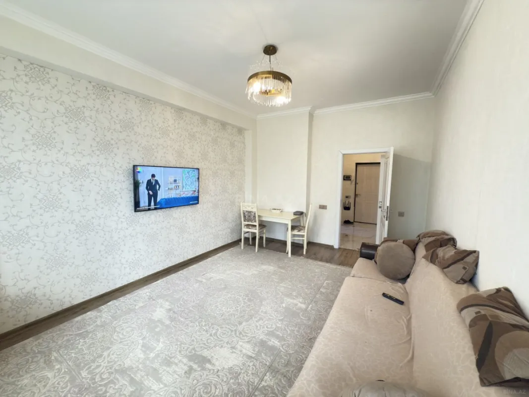 Satılır 2 otaqlı mənzil 60 m²
