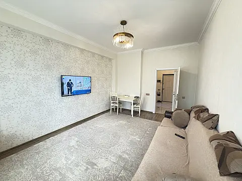 Satılır 2 otaqlı mənzil 60 m²