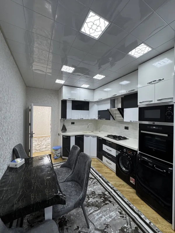 Kirayə verilir 3 otaqlı mənzil 140 m²