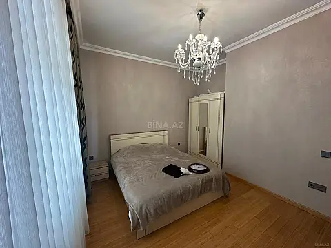 Kirayə verilir 2 otaqlı mənzil 90 m²