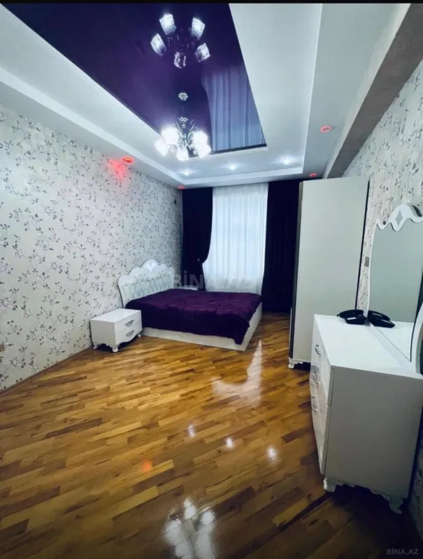 Satılır 3 otaqlı mənzil 94 m²