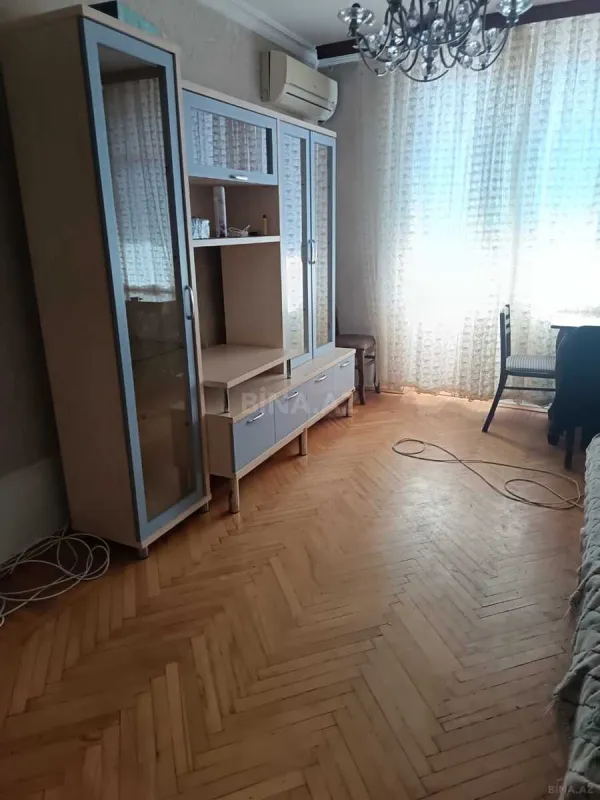 Kirayə verilir 2 otaqlı mənzil 56 m²