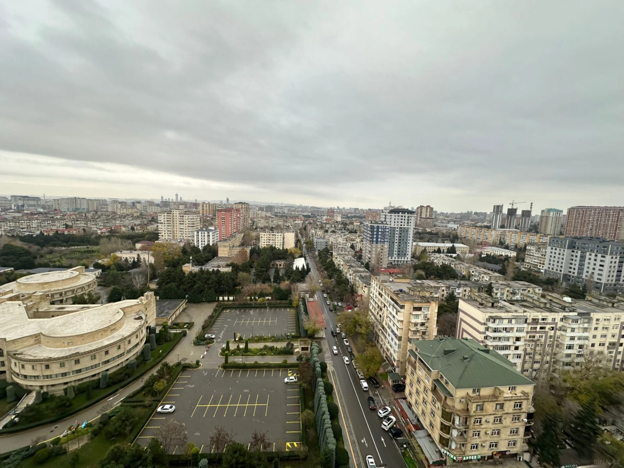 Satılır 1 otaqlı mənzil 55 m²