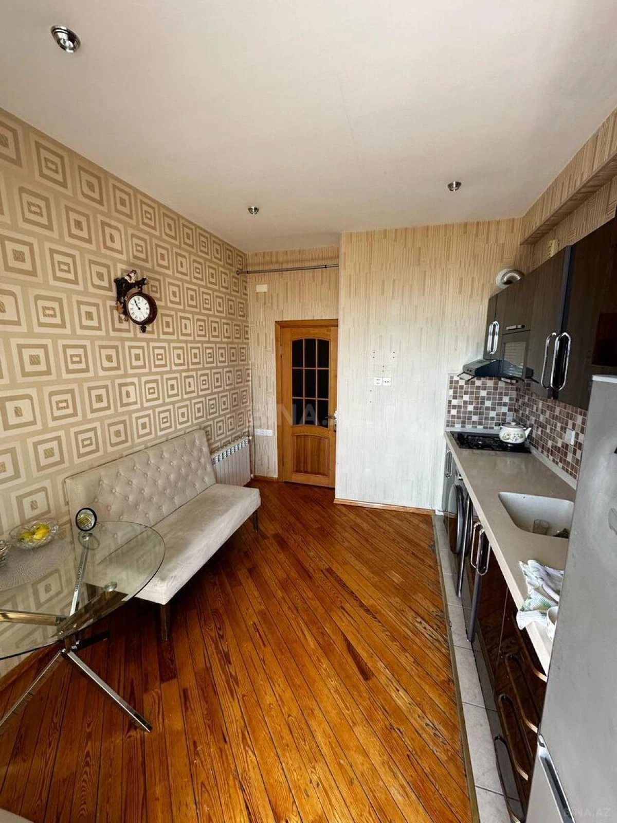 Satılır 1 otaqlı mənzil 55 m²