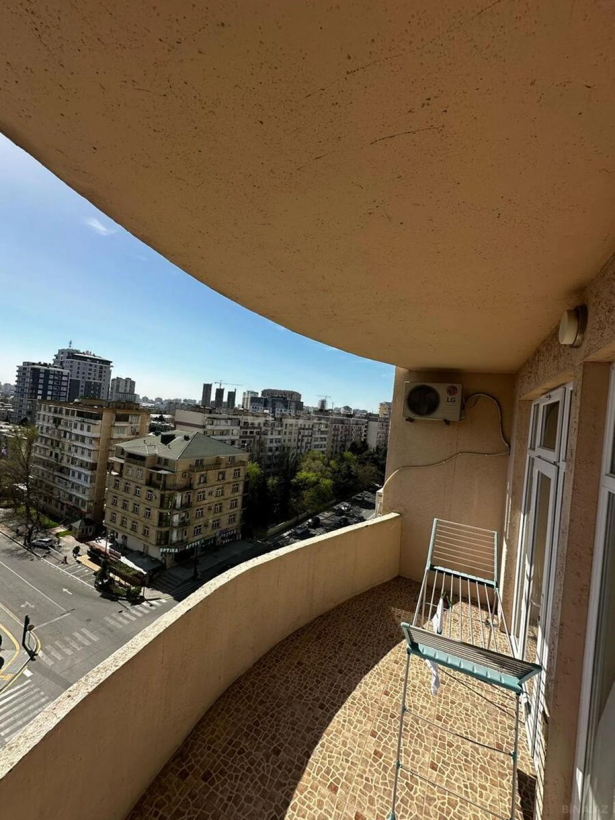 Satılır 1 otaqlı mənzil 55 m²