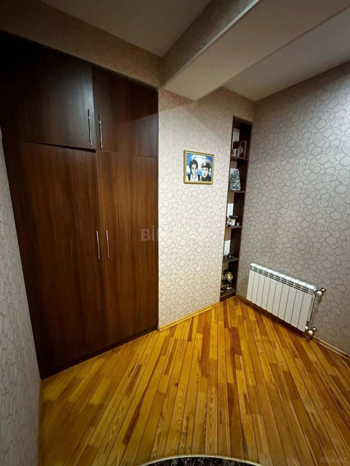 Satılır 1 otaqlı mənzil 55 m²
