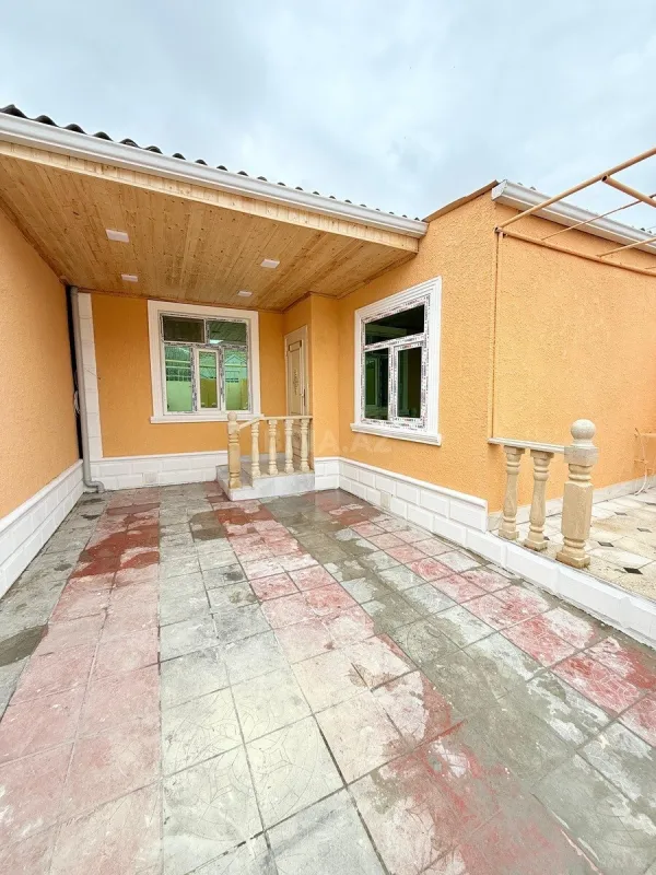 Satılır 4 otaqlı həyət evi 100 m²