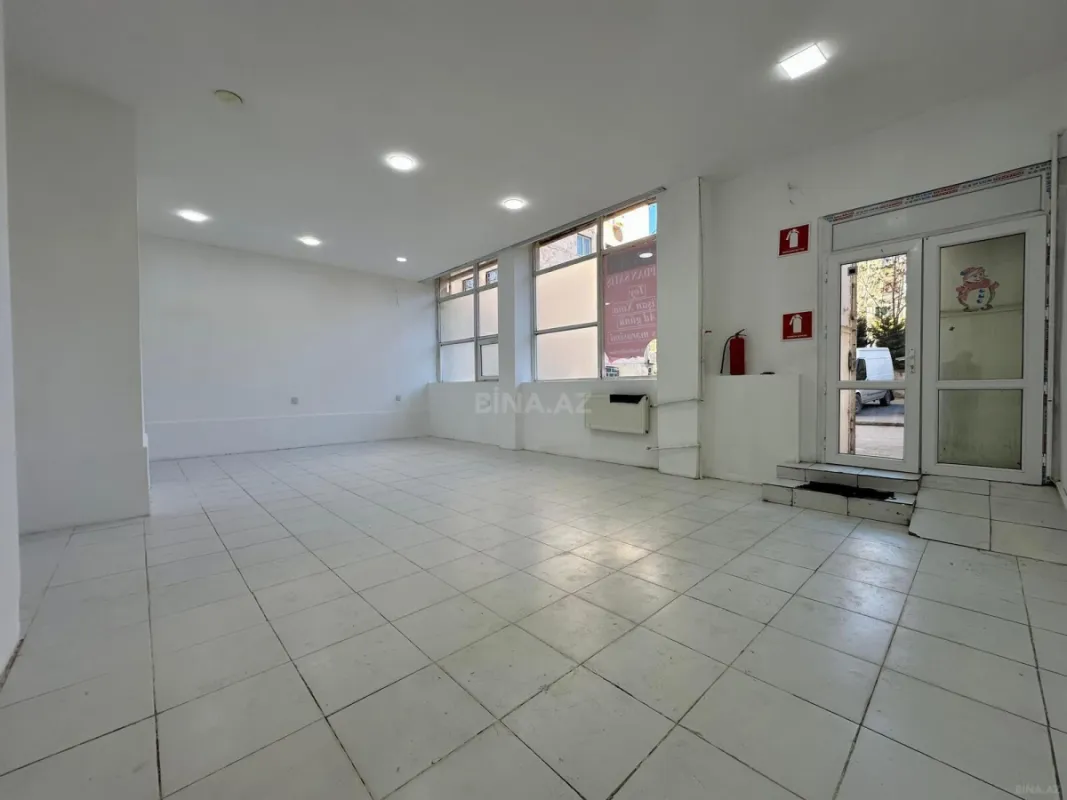 Kirayə verilir obyekt 130 m²