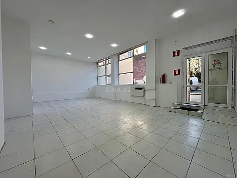Kirayə verilir obyekt 130 m²