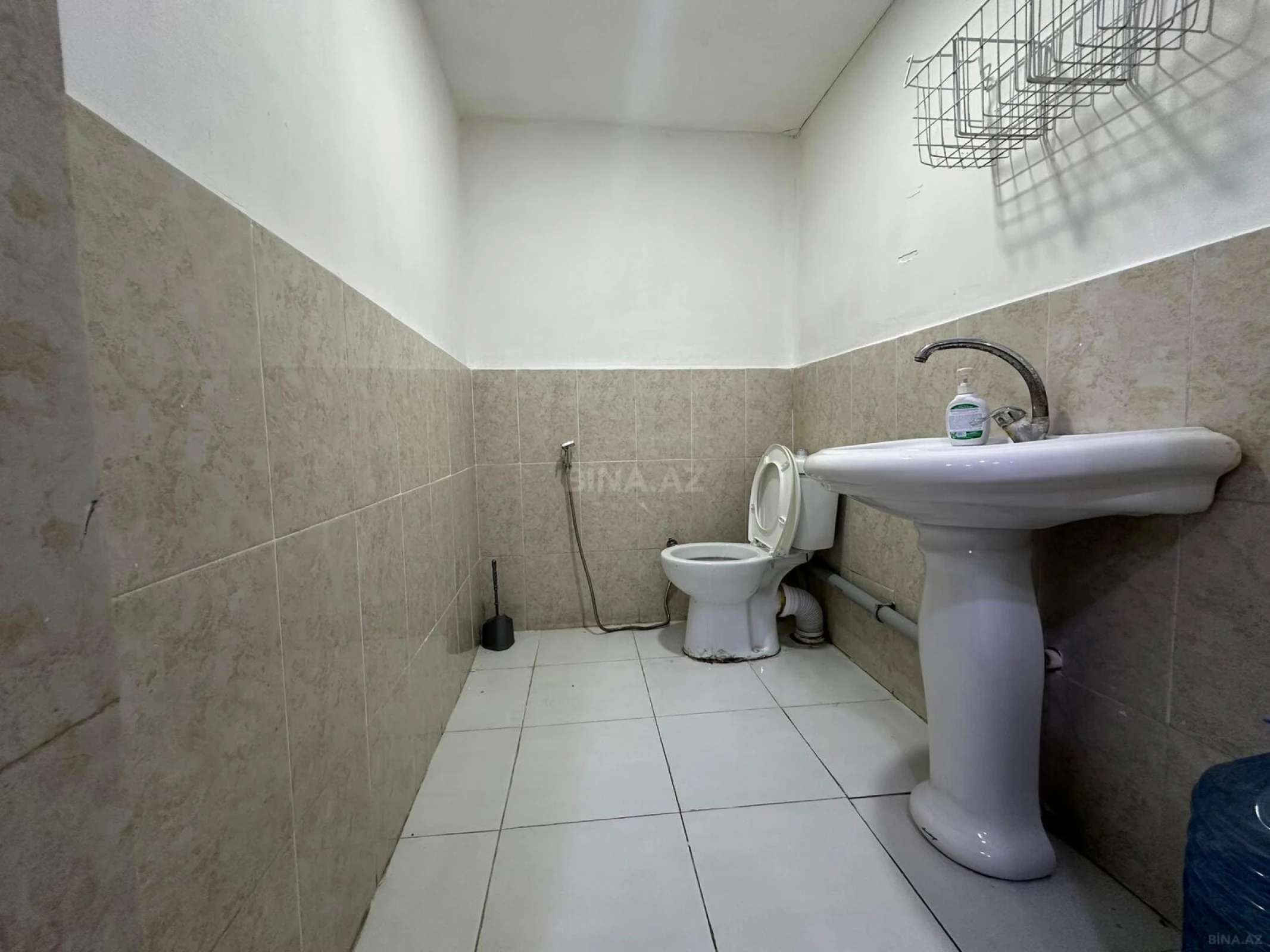 Kirayə verilir obyekt 130 m²