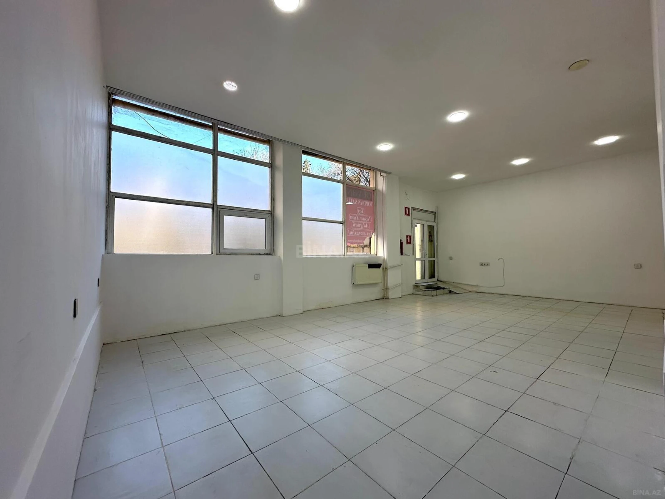 Kirayə verilir obyekt 130 m²