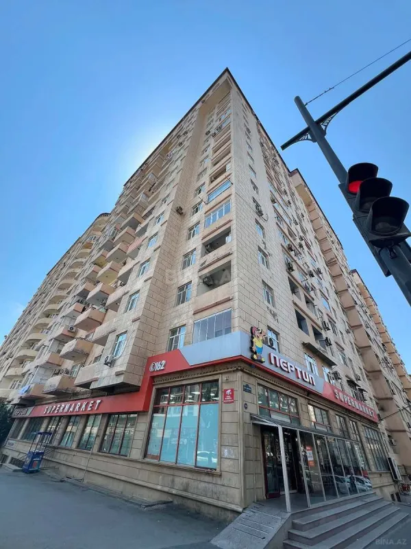 Satılır 2 otaqlı mənzil 55 m²