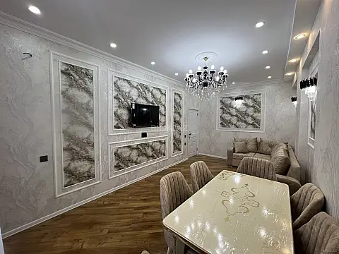Satılır 3 otaqlı mənzil 80 m² — Bakı, İnşaatçılar 3 otaq 80.00 m²