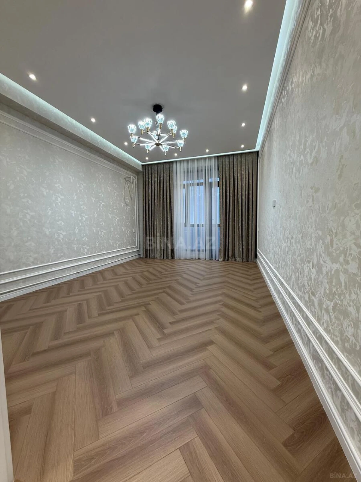 Satılır 2 otaqlı mənzil 60 m²